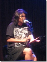 NishaAsnaniTShirtSkit
