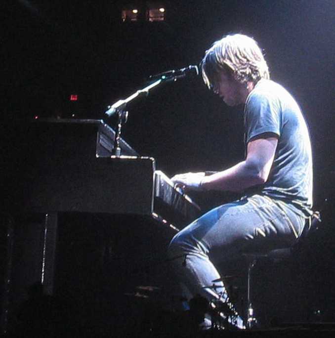 Keith Urban on the Piano