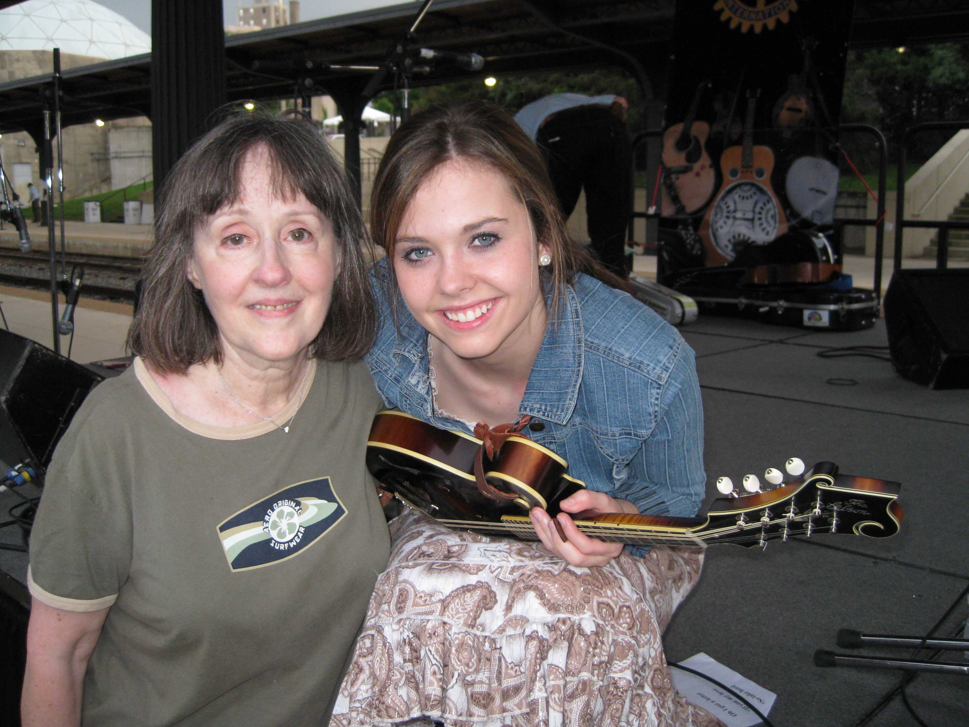 Lois and Sierra Hull Lois and Sierra Hull